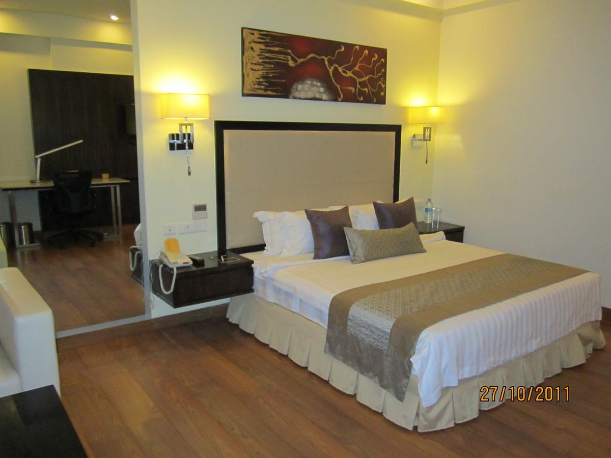 Manasarovar - The Fern Hyderabad Exterior foto